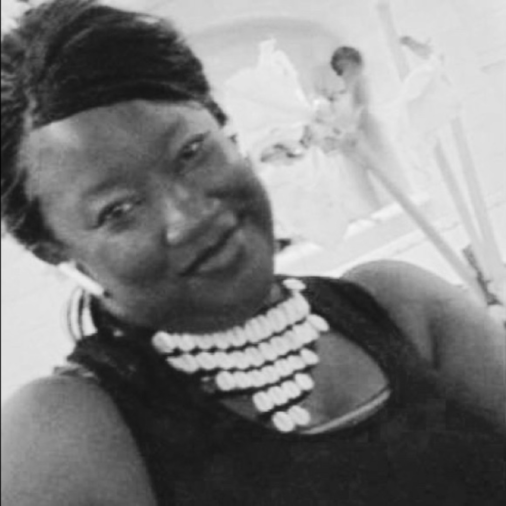 Meet your Posher, Claudia